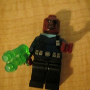 NEW LEGO® Marvel Nick Fury MiniFigure with Green Gun