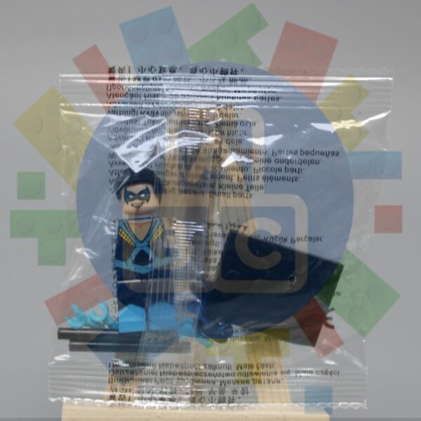NEW Lego NightWing Minifigure DC SuperHeroes RARE FIND